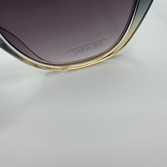 Smokey Gray Faded Cateye Sunglasses - Picture 3 of 3